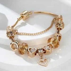 Heart charm bracelet